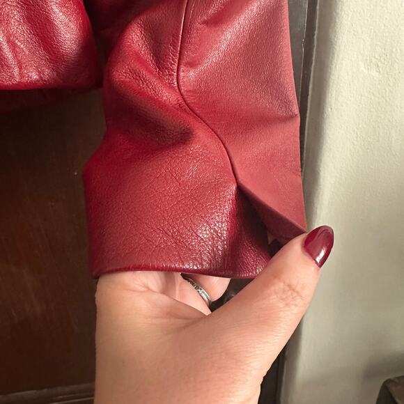 Y2K Vintage | JONES NEW YORK | Burgundy Moto Style Leather Jacket | Size 10 - Picture 6 of 6